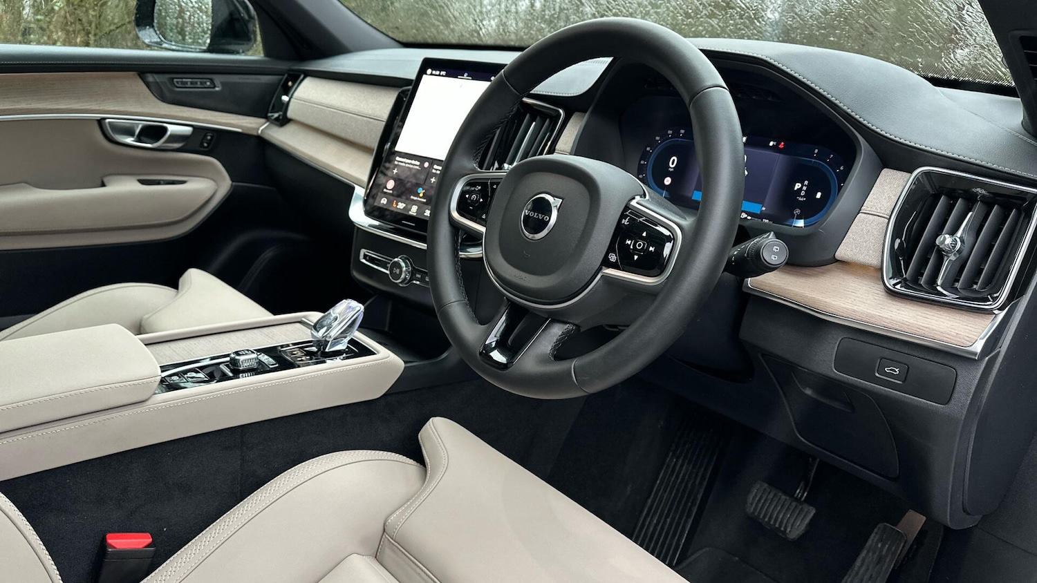 Used Volvo XC90 2025 for sale - 77672986: Photo 4