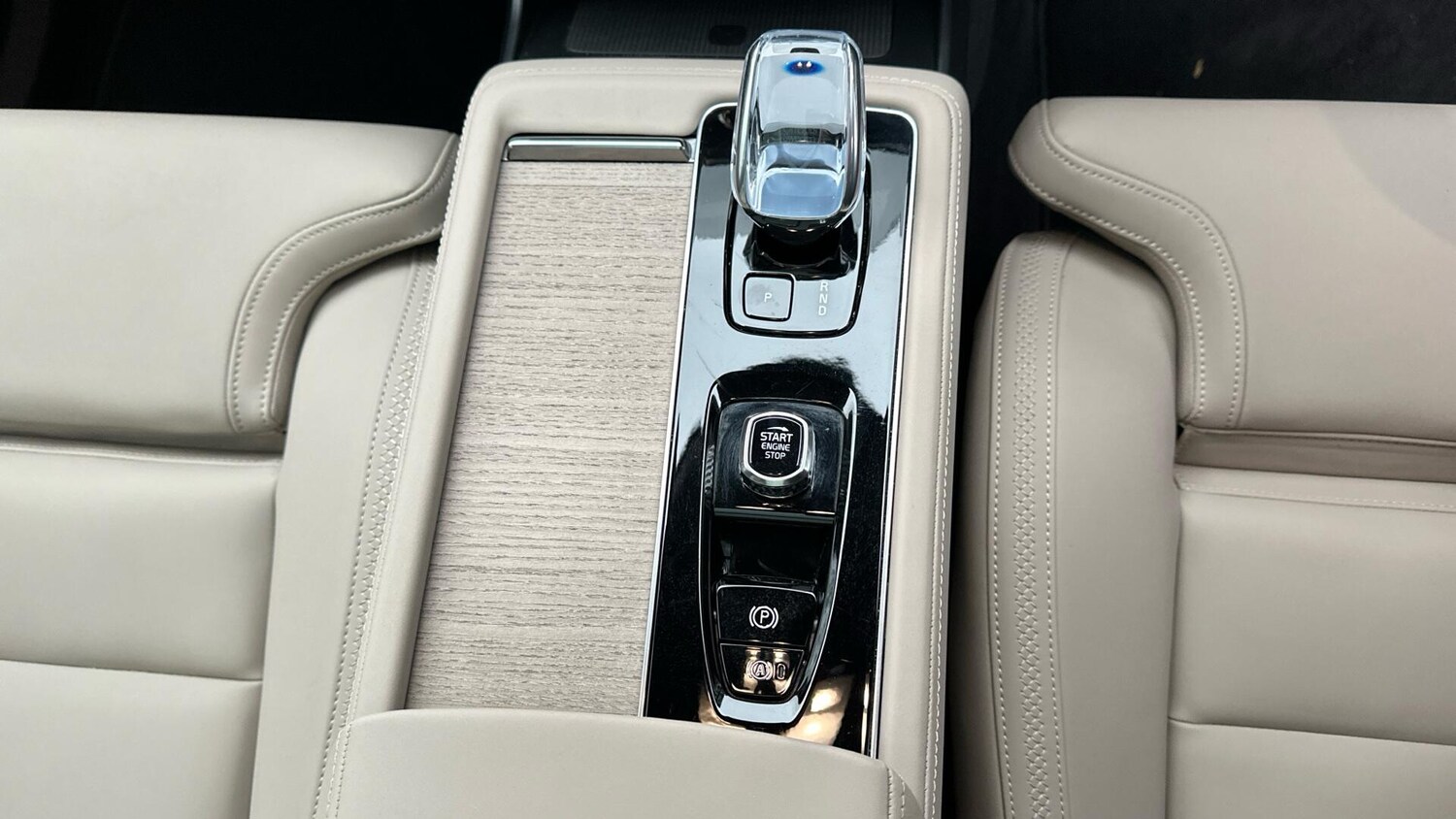 Used Volvo XC90 2025 for sale - 77672986: Photo 45