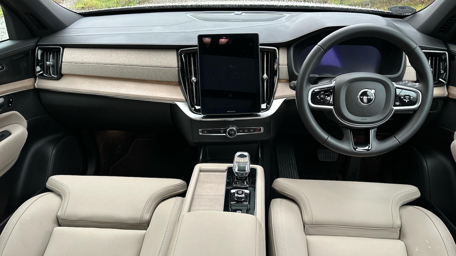 Used Volvo XC90 2025 for sale - 77672986: Photo 5