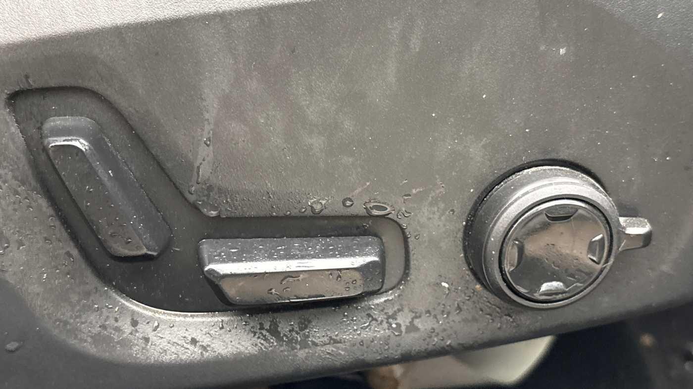 Used Volvo V60 2025 for sale - 77672917: Photo 28