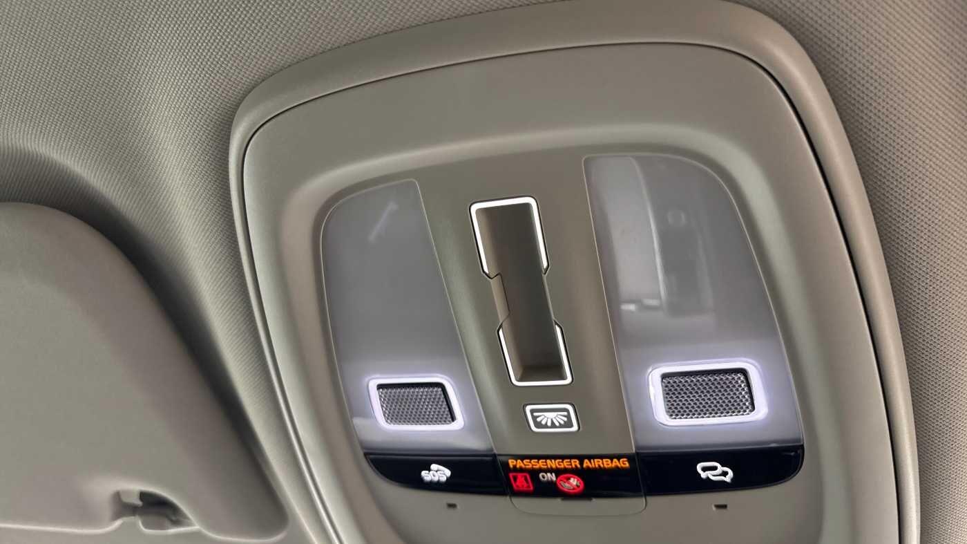 Used Volvo V60 2025 for sale - 77672917: Photo 33