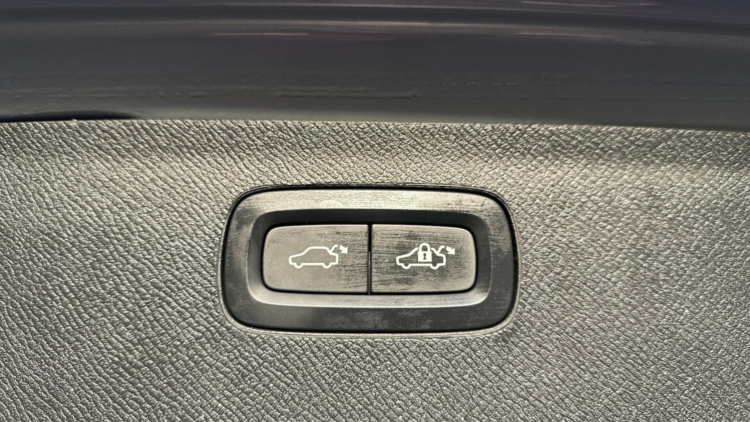 Used Volvo XC90 2025 for sale - 77057348: Photo 35