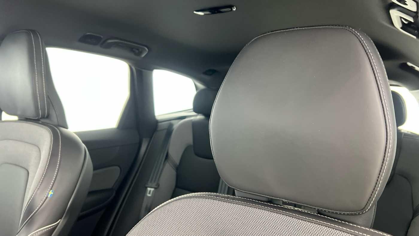 Used Volvo XC60 2022 for sale - 77143601: Photo 11