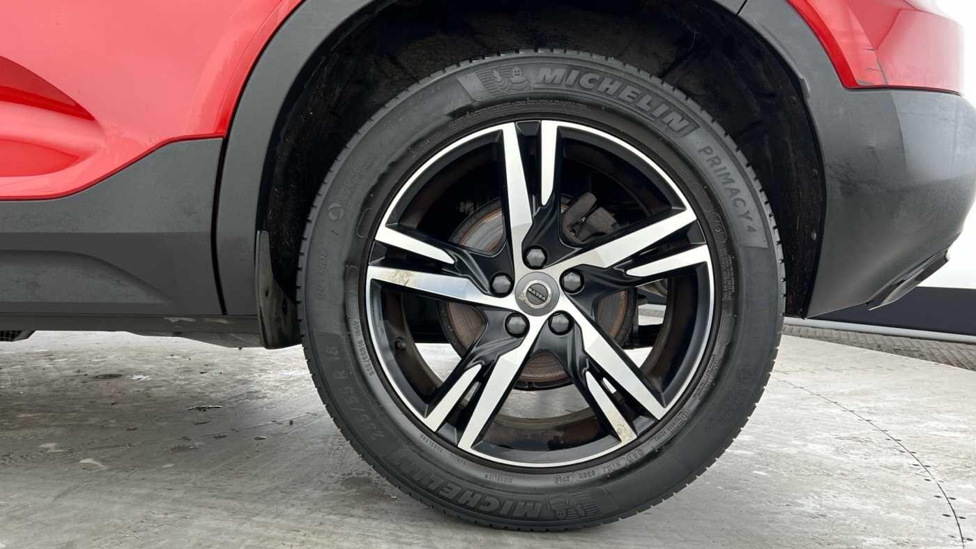 Used Volvo XC40 2020 for sale - 77672902: Photo 4