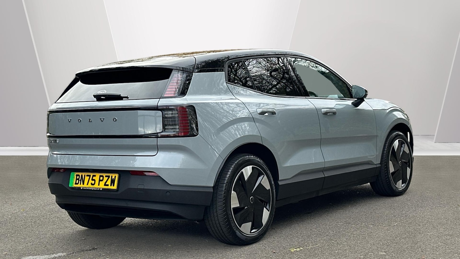 Used Volvo EX30 2025 for sale - 76337122: Photo 2