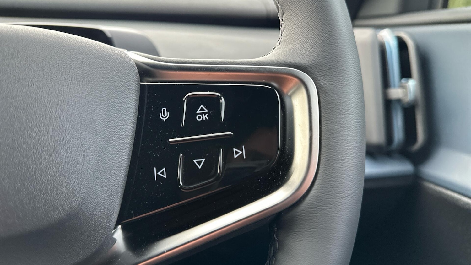 Used Volvo EX30 2025 for sale - 76337122: Photo 22