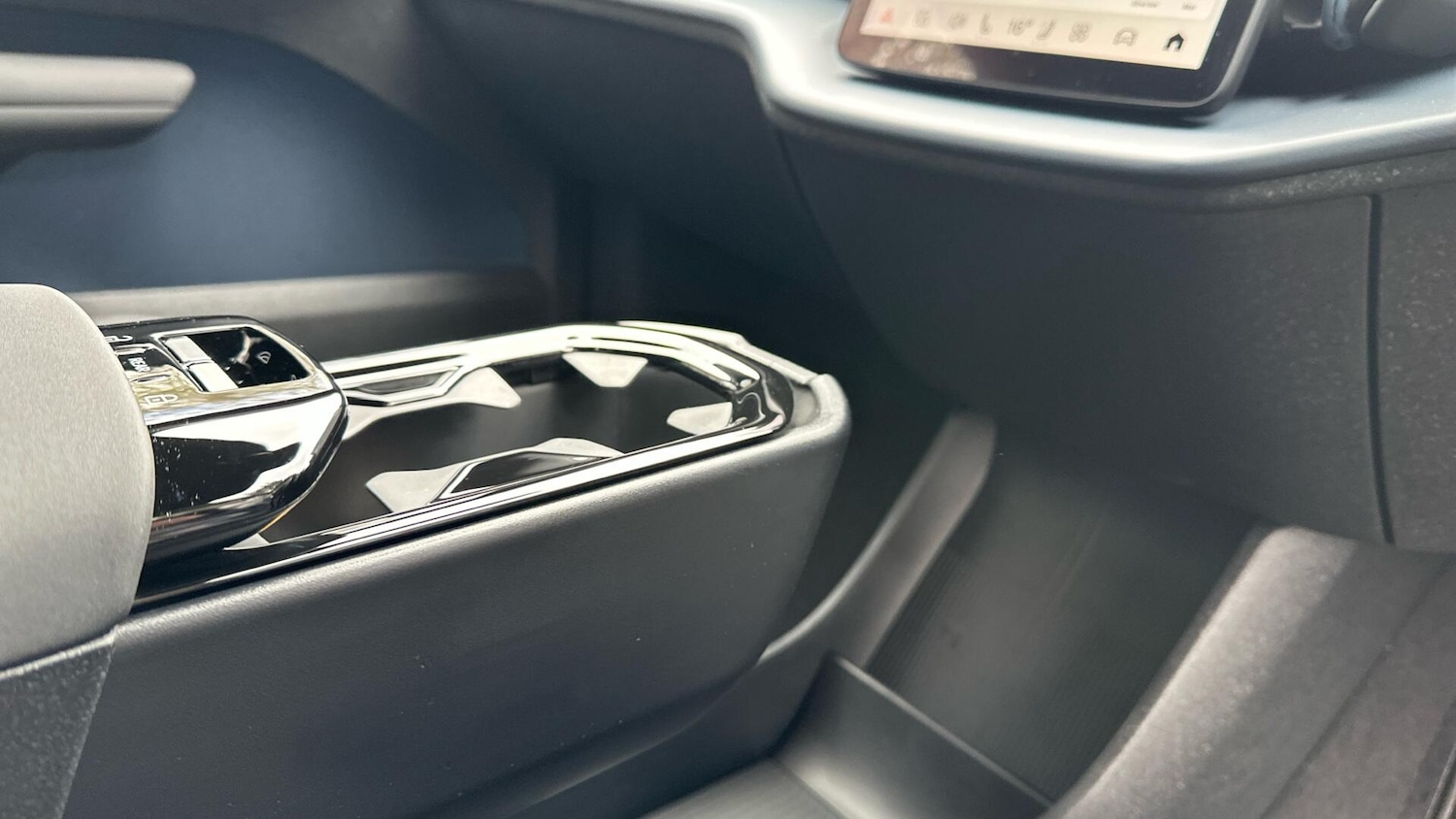 Used Volvo EX30 2025 for sale - 76337122: Photo 26