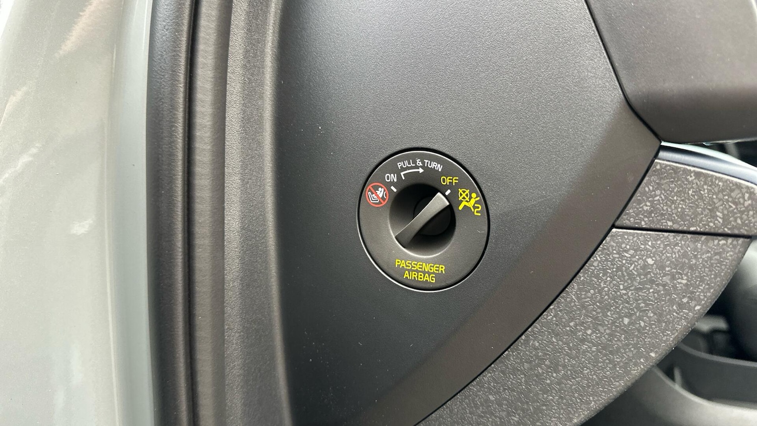 Used Volvo EX30 2025 for sale - 76337122: Photo 38