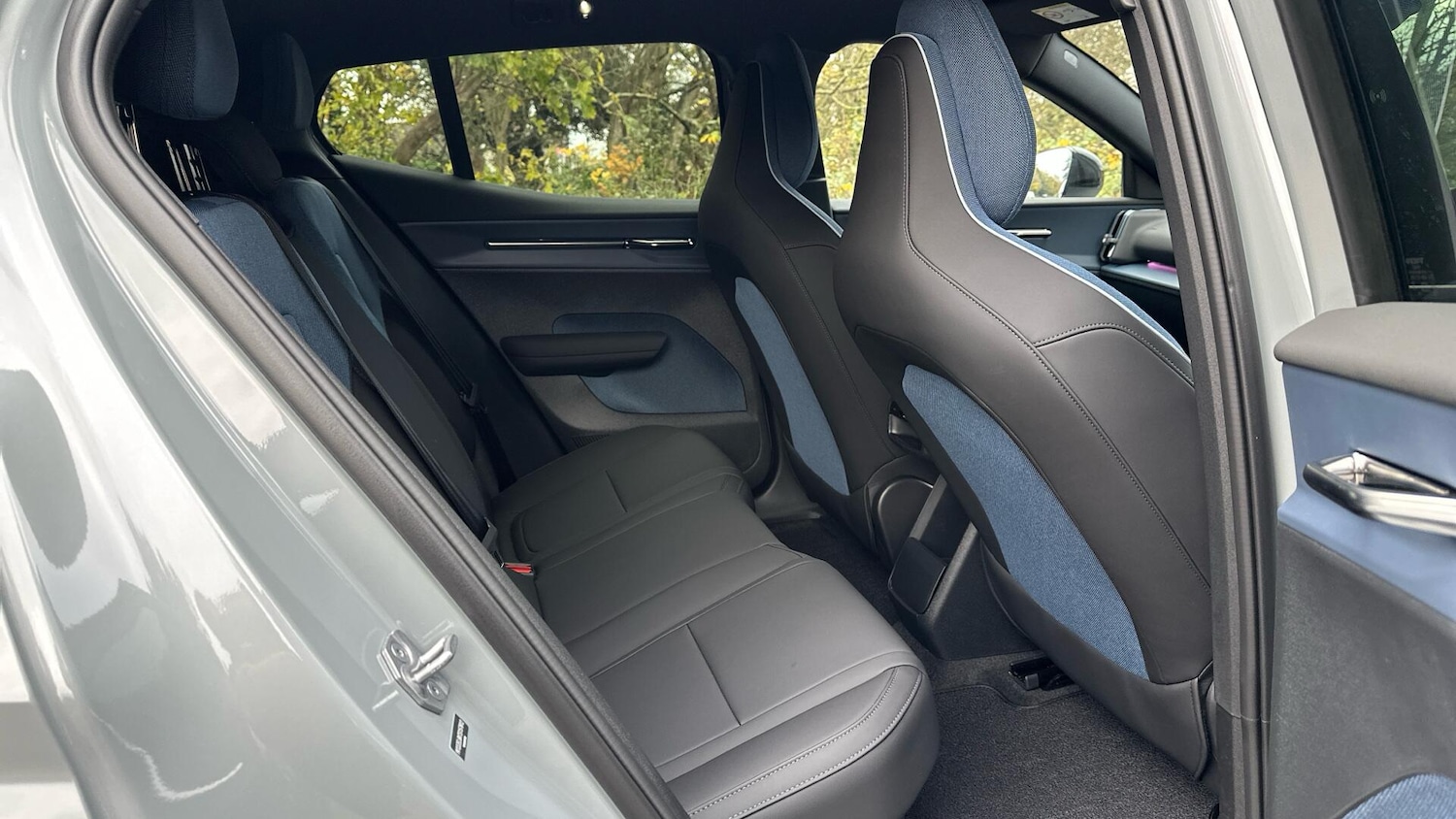 Used Volvo EX30 2025 for sale - 76337122: Photo 6