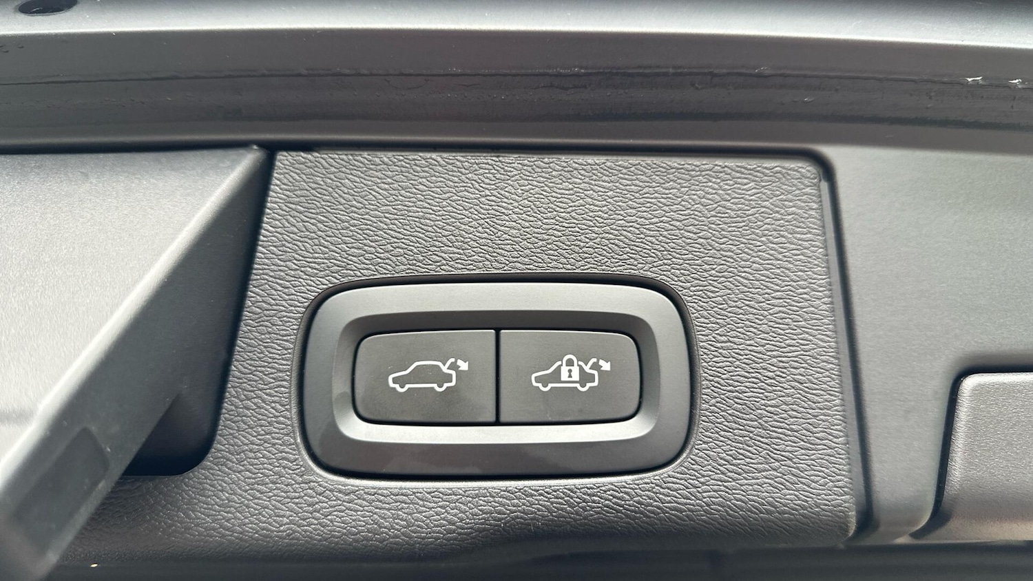 Used Volvo XC60 2022 for sale - 76994756: Photo 34