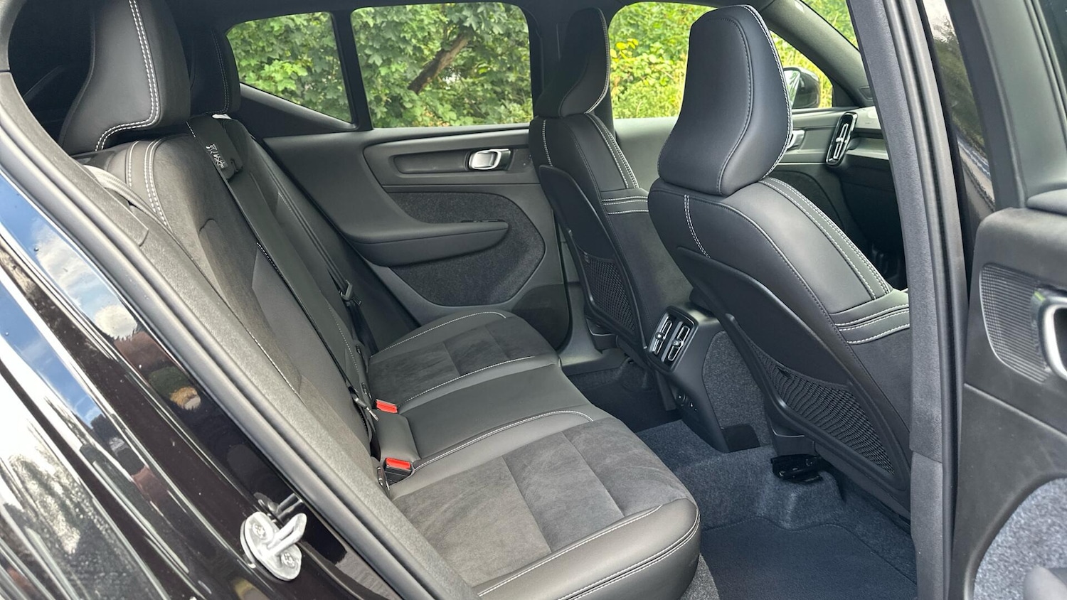 Used Volvo XC40 2025 for sale - 77040849: Photo 17