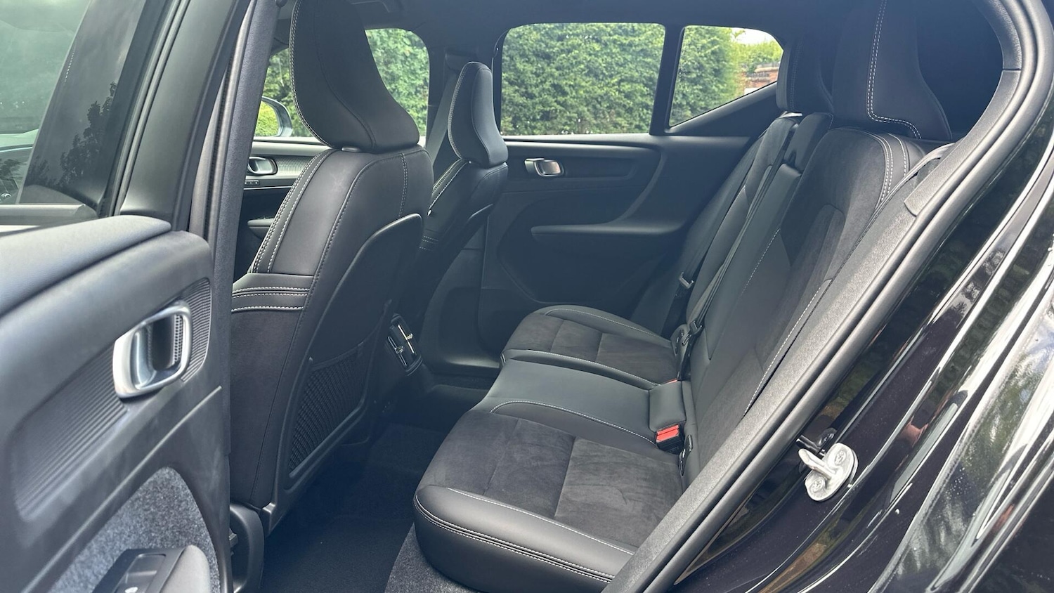 Used Volvo XC40 2025 for sale - 77040849: Photo 18