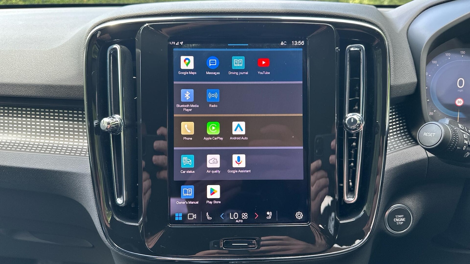 Used Volvo XC40 2025 for sale - 77040849: Photo 36