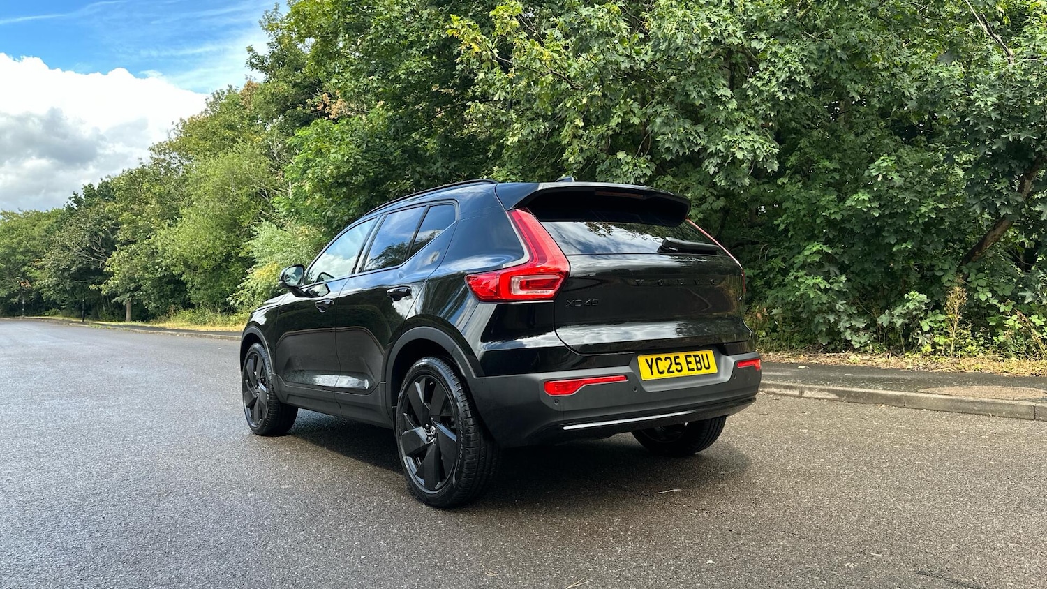 Used Volvo XC40 2025 for sale - 77040849: Photo 4