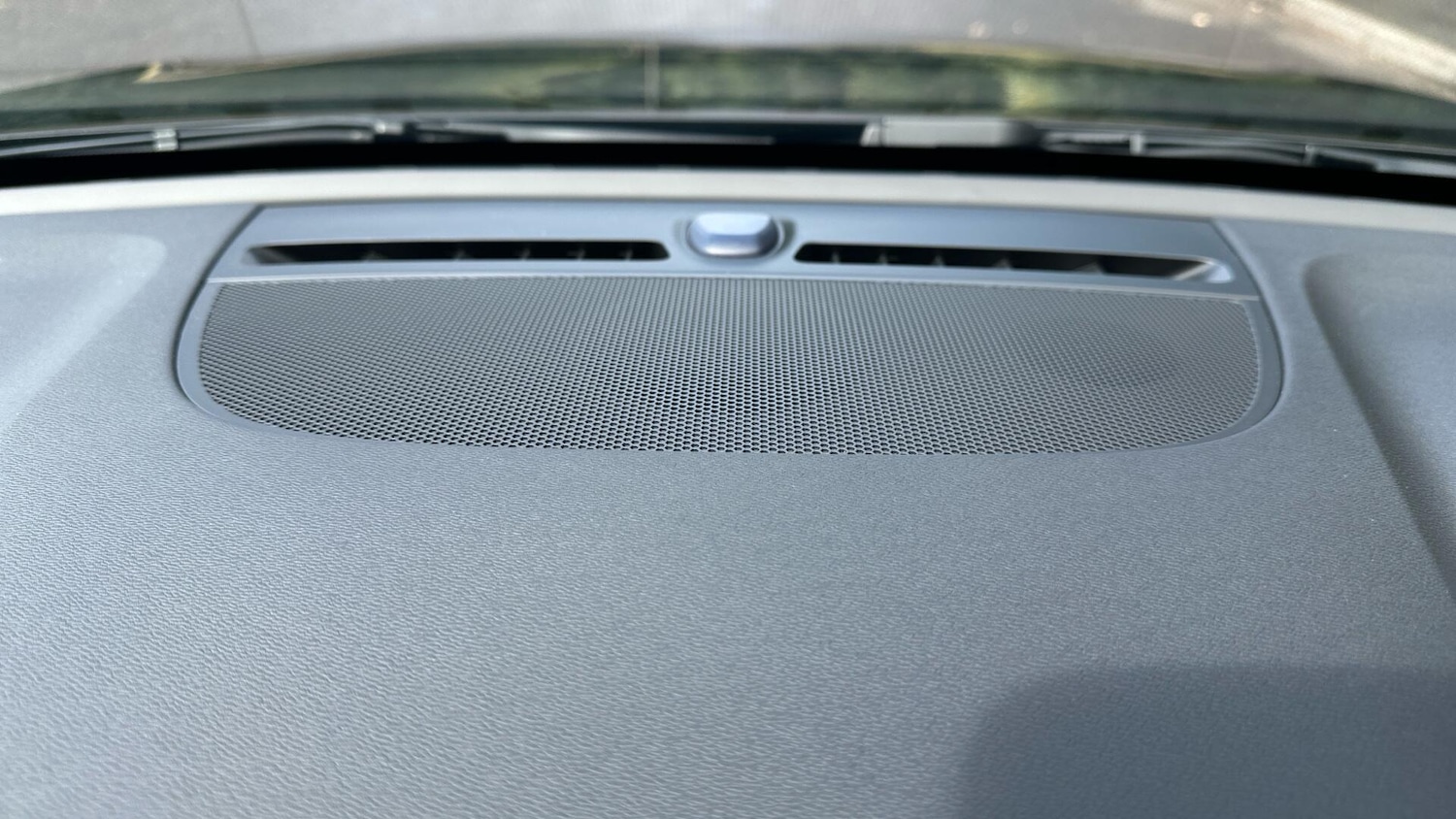 Used Volvo XC40 2025 for sale - 77040849: Photo 47