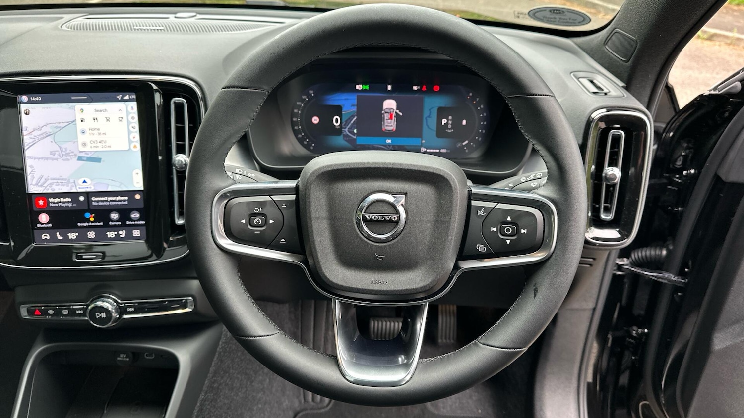 Used Volvo XC40 2025 for sale - 76336950: Photo 10