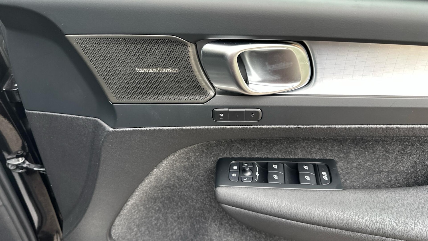 Used Volvo XC40 2025 for sale - 76336950: Photo 36