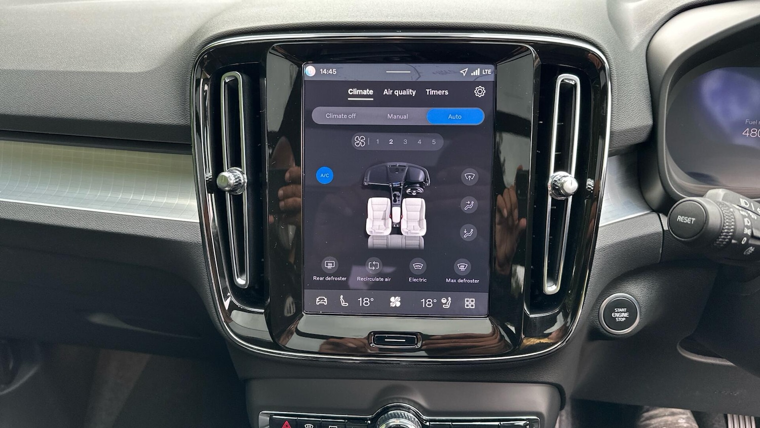 Used Volvo XC40 2025 for sale - 76336950: Photo 44