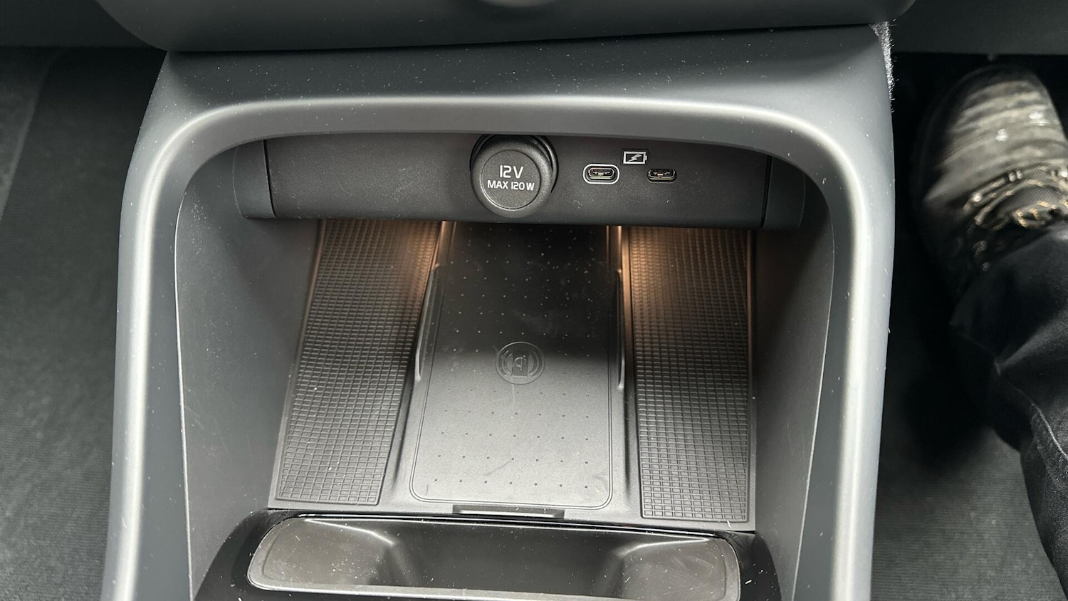 Used Volvo XC40 2025 for sale - 76336950: Photo 49