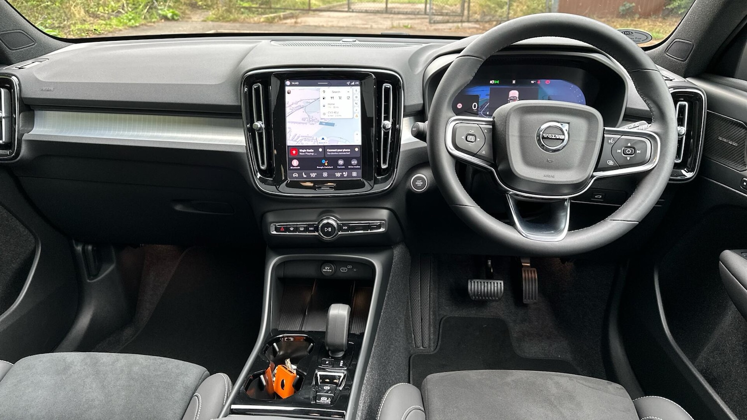 Used Volvo XC40 2025 for sale - 76336950: Photo 5