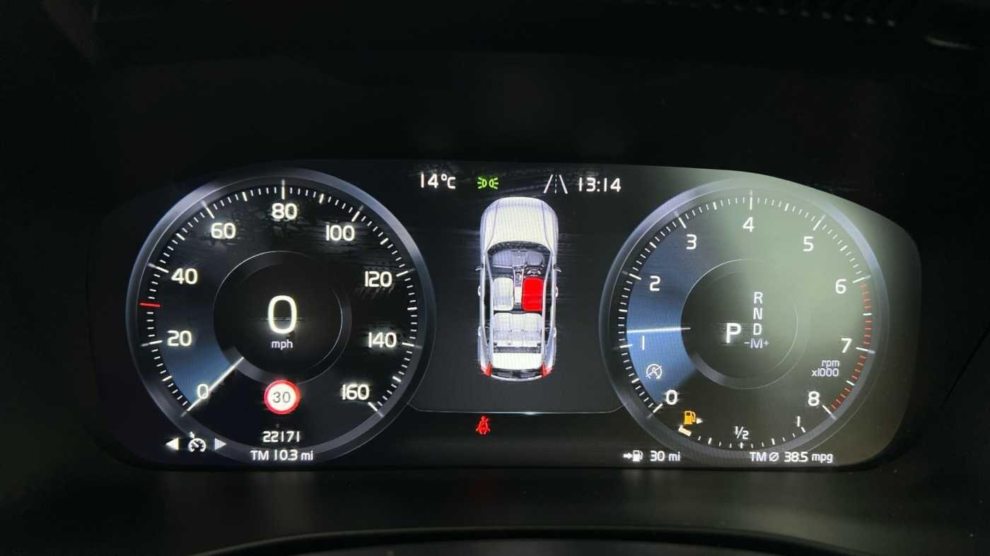 Used Volvo XC40 2021 for sale - 77082066: Photo 9