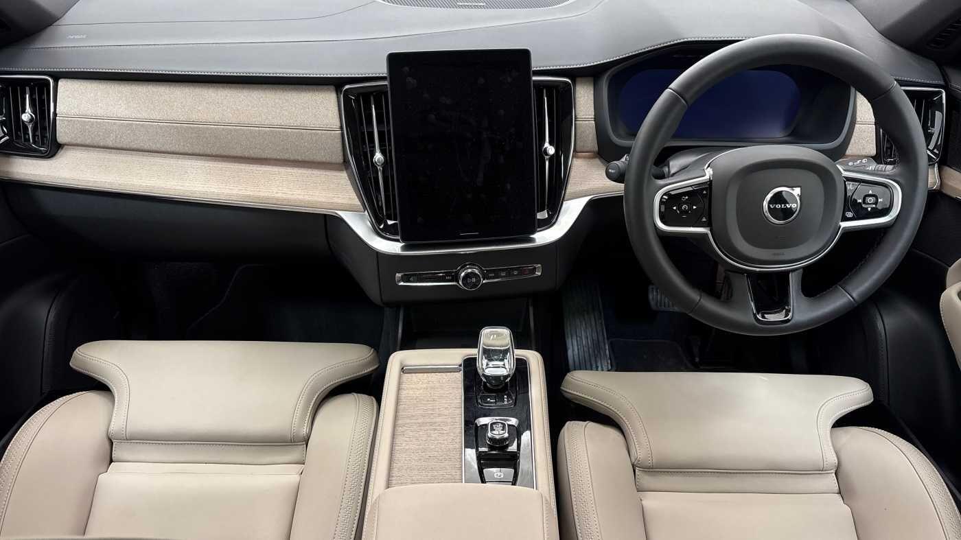 Used Volvo XC90 2025 for sale - 76765837: Photo 10