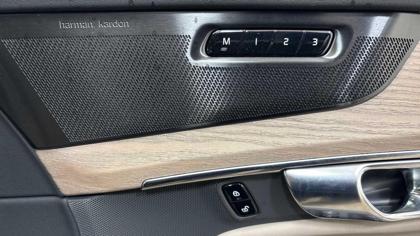 Used Volvo XC90 2025 for sale - 76765837: Photo 27