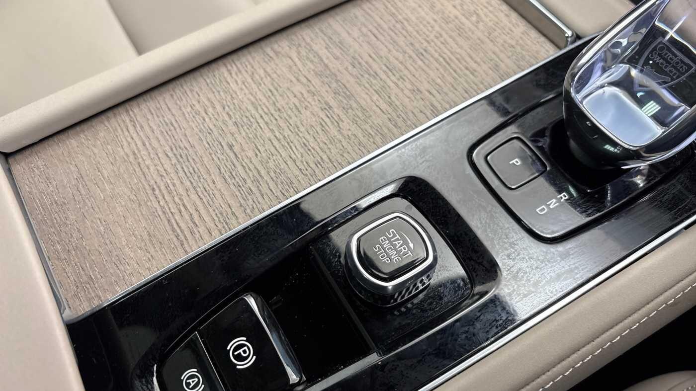 Used Volvo XC90 2025 for sale - 76765837: Photo 32