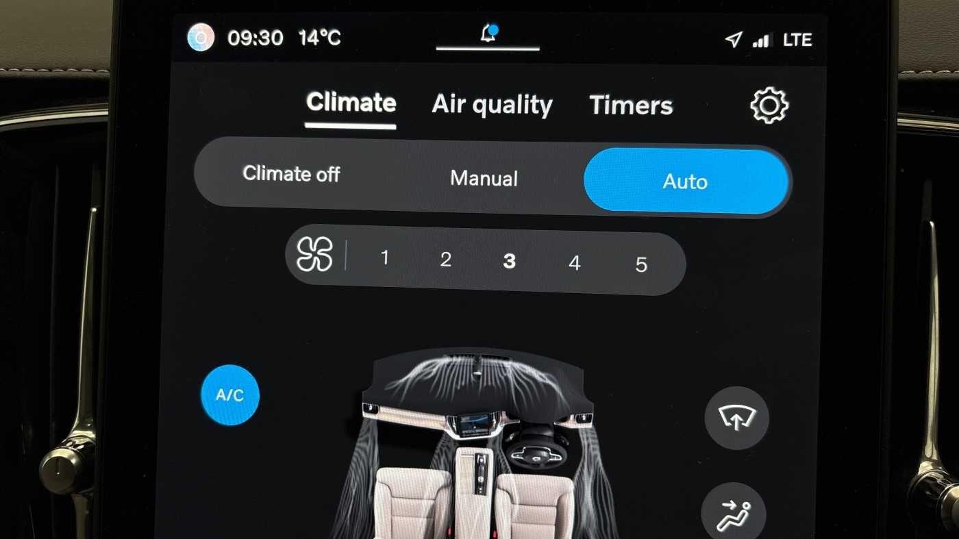 Used Volvo XC90 2025 for sale - 76765837: Photo 40