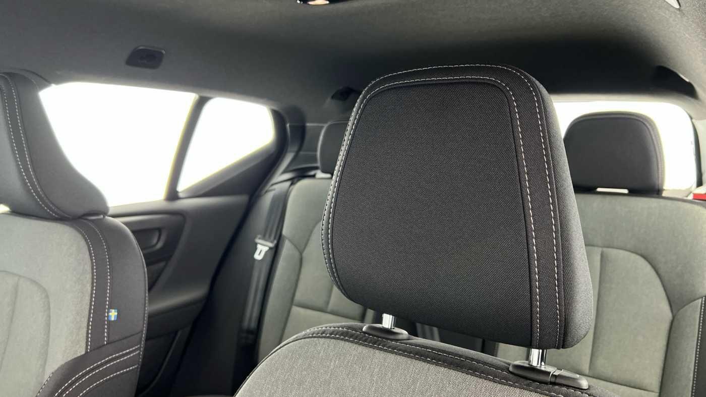 Used Volvo XC40 2022 for sale - 76432382: Photo 11