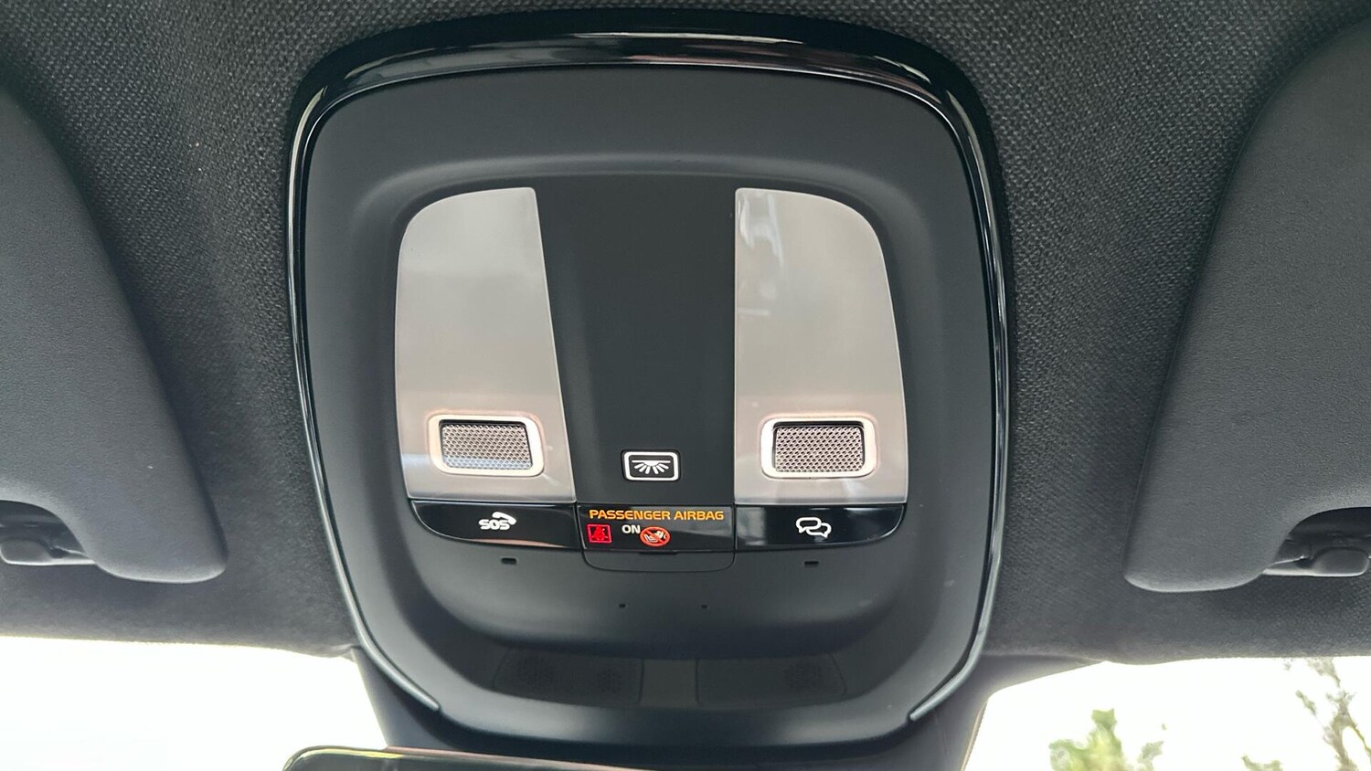 Used Volvo XC40 2022 for sale - 76432382: Photo 27