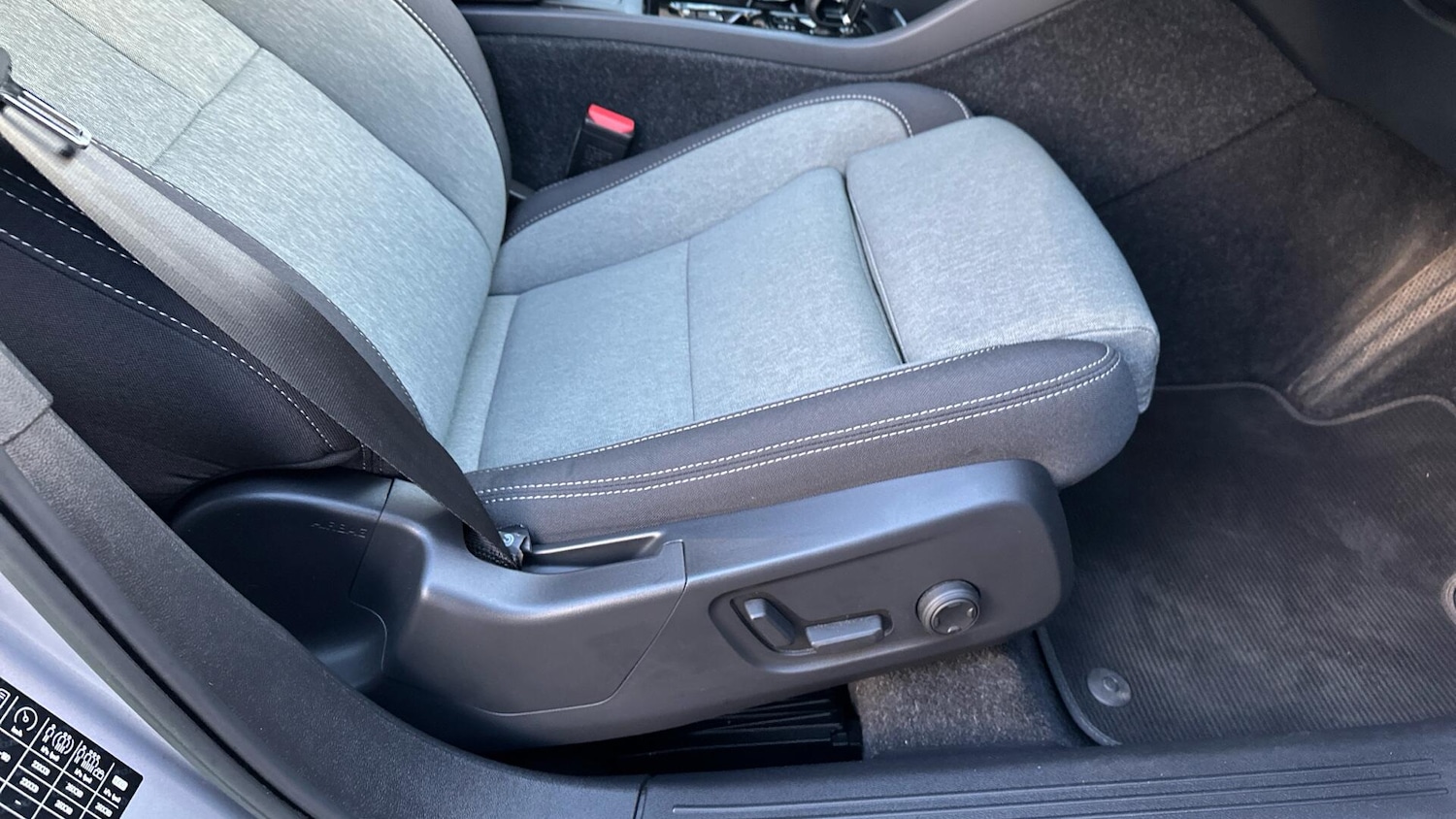 Used Volvo XC40 2022 for sale - 76432382: Photo 29