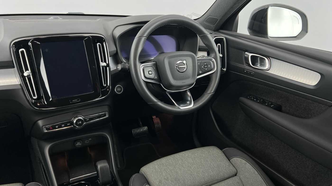 Used Volvo XC40 2022 for sale - 76432382: Photo 8