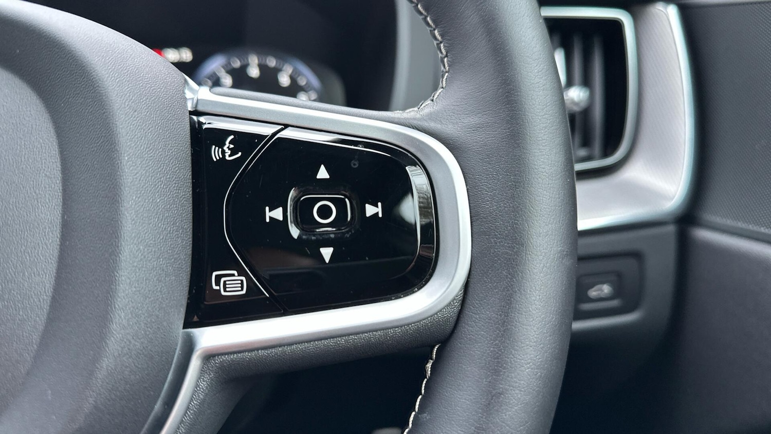 Used Volvo XC60 2021 for sale - 76585345: Photo 22