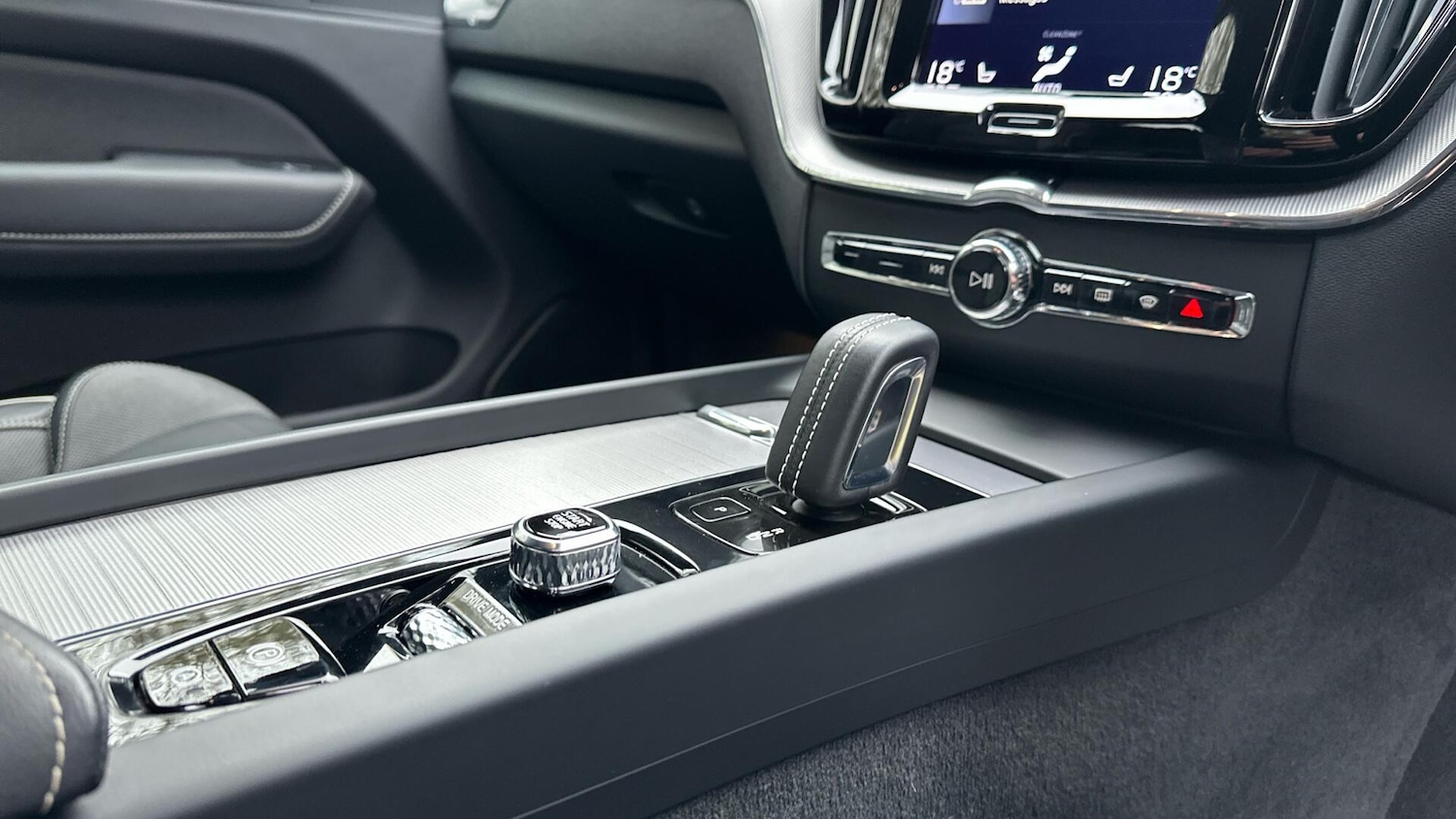 Used Volvo XC60 2021 for sale - 76585345: Photo 26