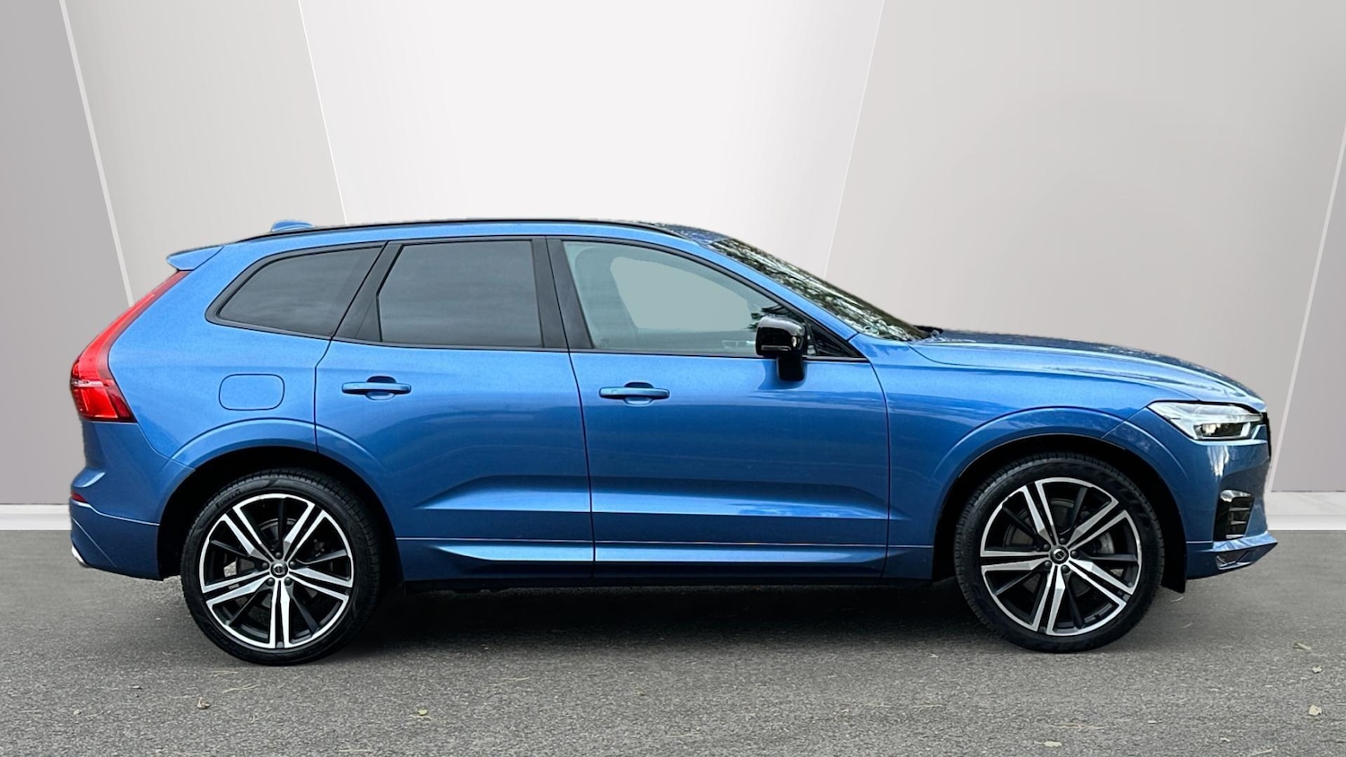 Used Volvo XC60 2021 for sale - 76585345: Photo 3