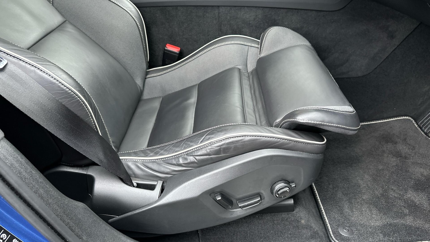 Used Volvo XC60 2021 for sale - 76585345: Photo 30