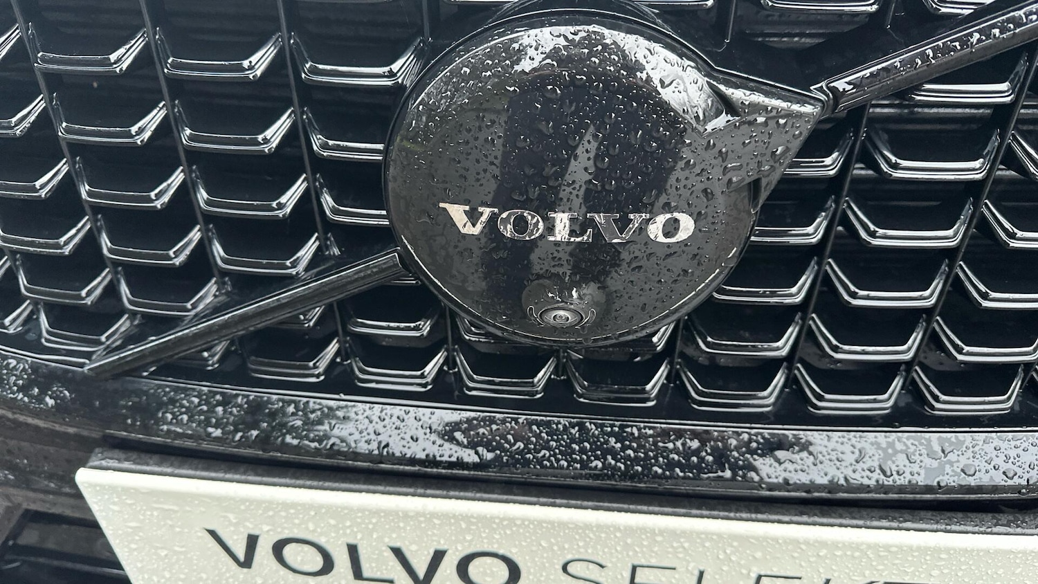 Used Volvo XC60 2025 for sale - 77672920: Photo 34