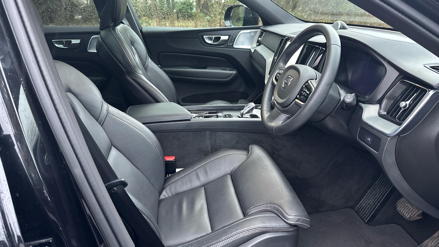 Used Volvo XC60 2025 for sale - 77672920: Photo 37