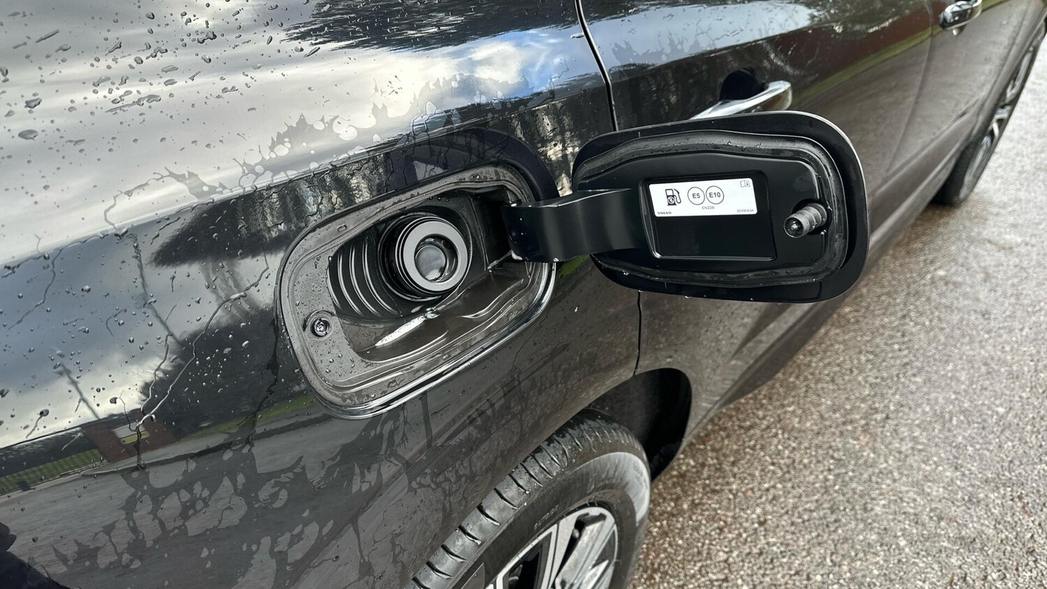 Used Volvo XC60 2024 for sale - 77672928: Photo 17