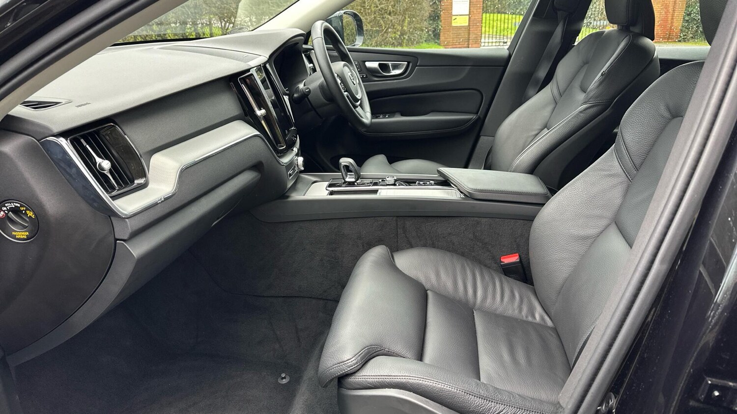 Used Volvo XC60 2024 for sale - 77672928: Photo 26