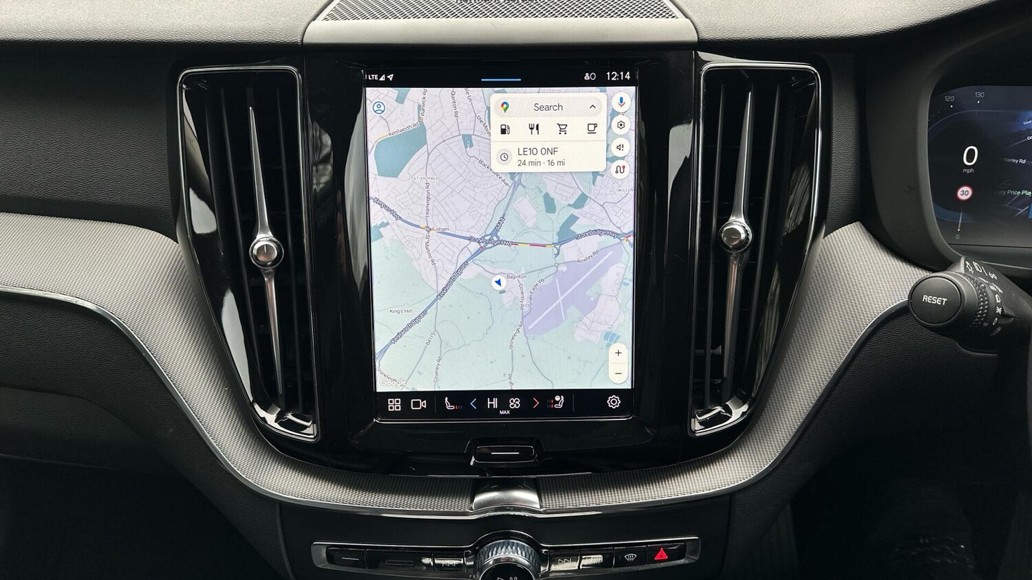 Used Volvo XC60 2024 for sale - 77672928: Photo 41