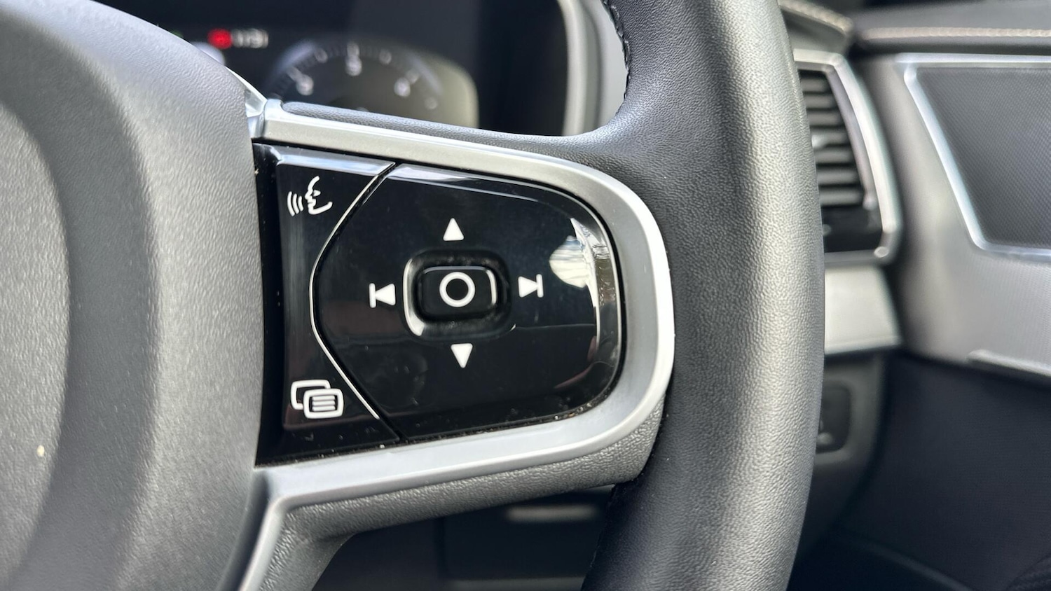 Used Volvo XC90 2022 for sale - 76336508: Photo 23