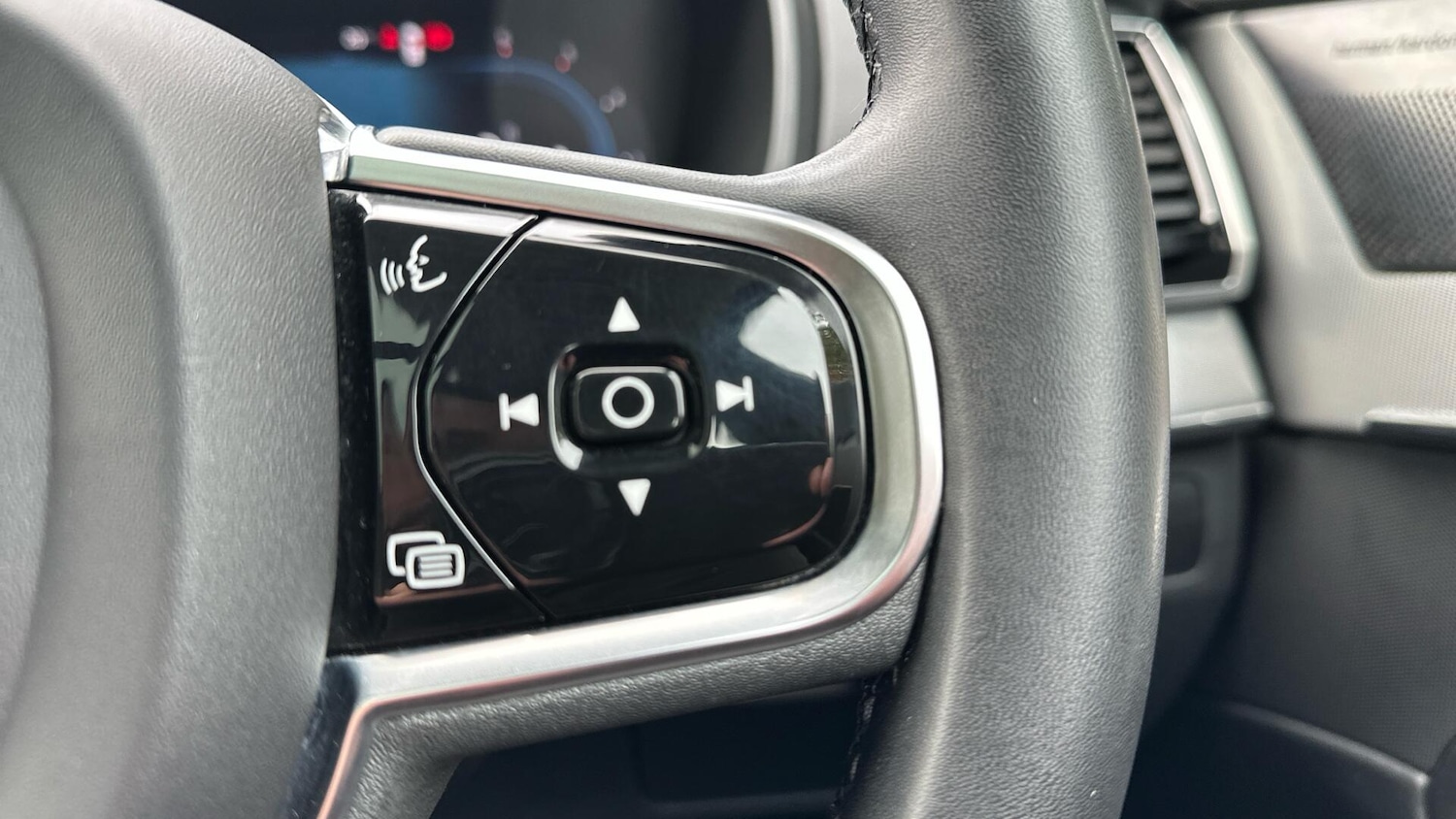 Used Volvo XC90 2022 for sale - 76337422: Photo 22