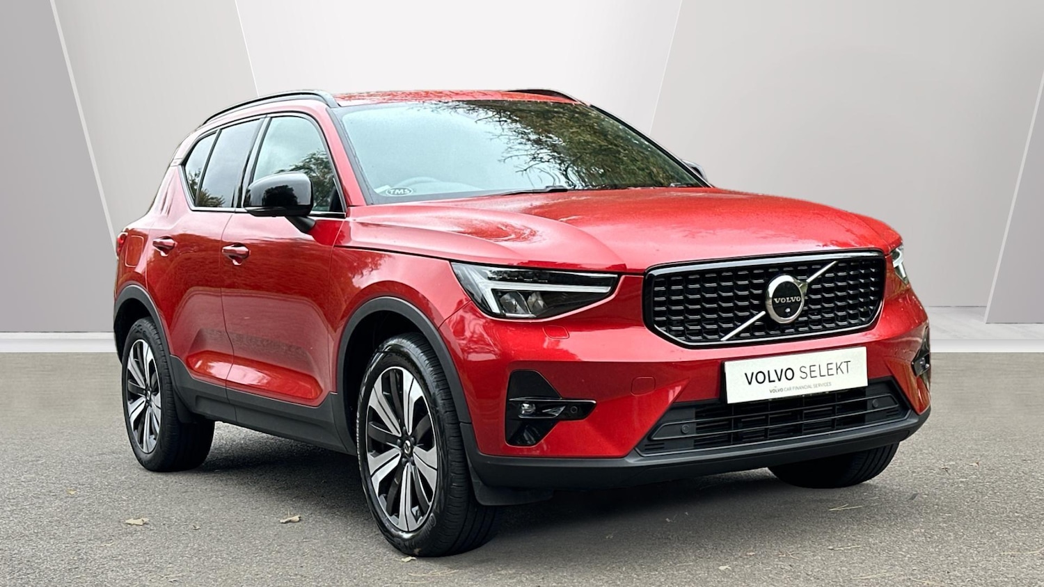 Used Volvo XC40 2022 for sale - 76337576: Photo 1
