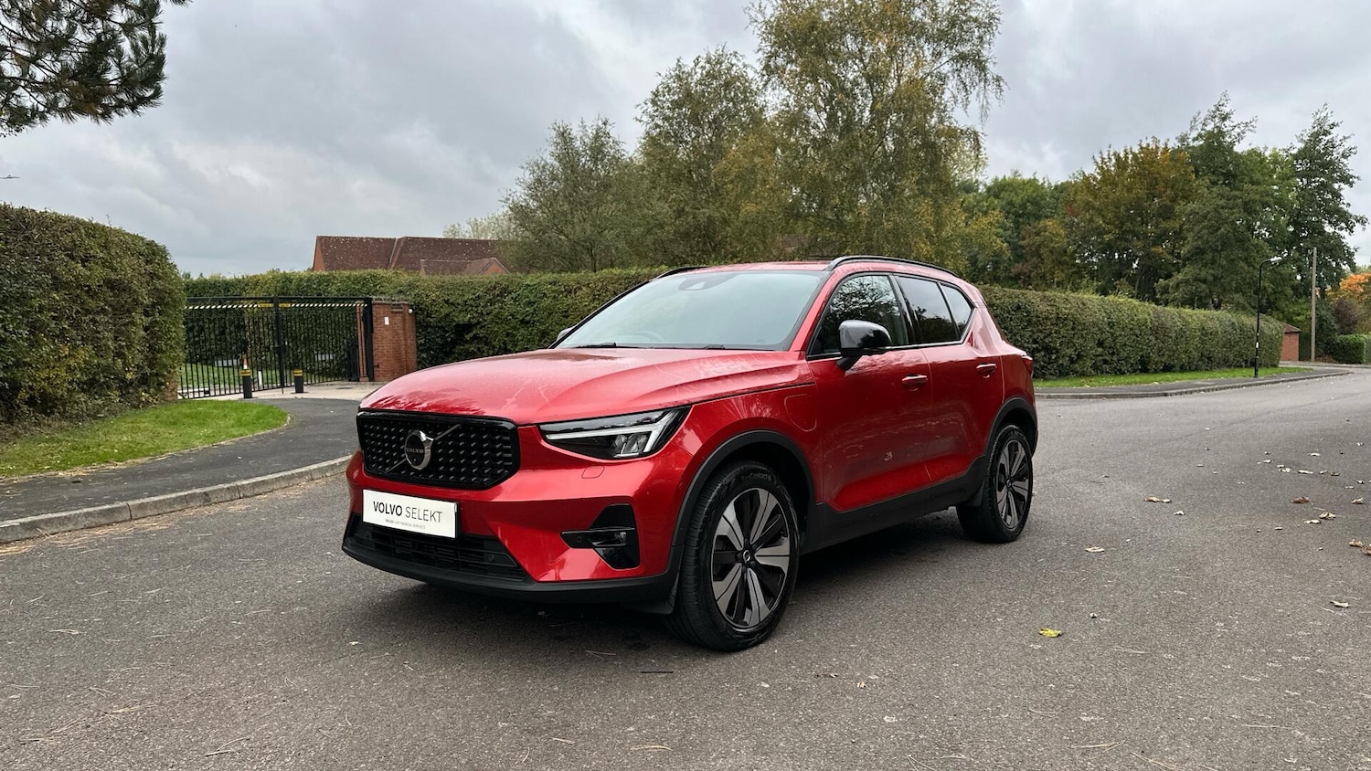 Used Volvo XC40 2022 for sale - 76337576: Photo 3