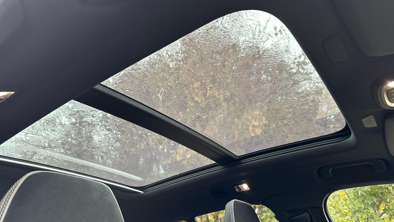 Used Volvo XC40 2022 for sale - 76337576: Photo 43