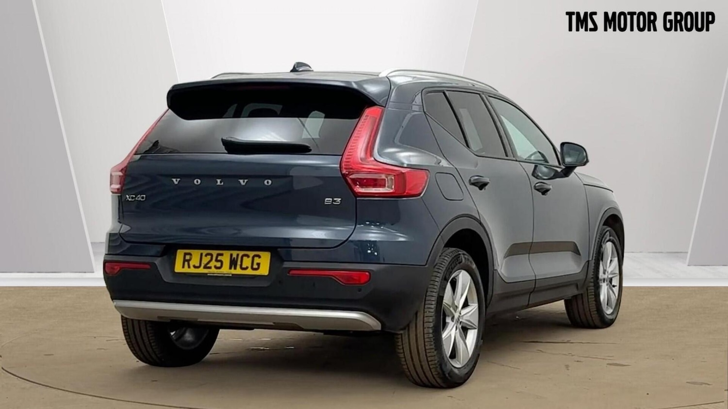 Used Volvo XC40 2025 for sale - 77723701: Photo 3