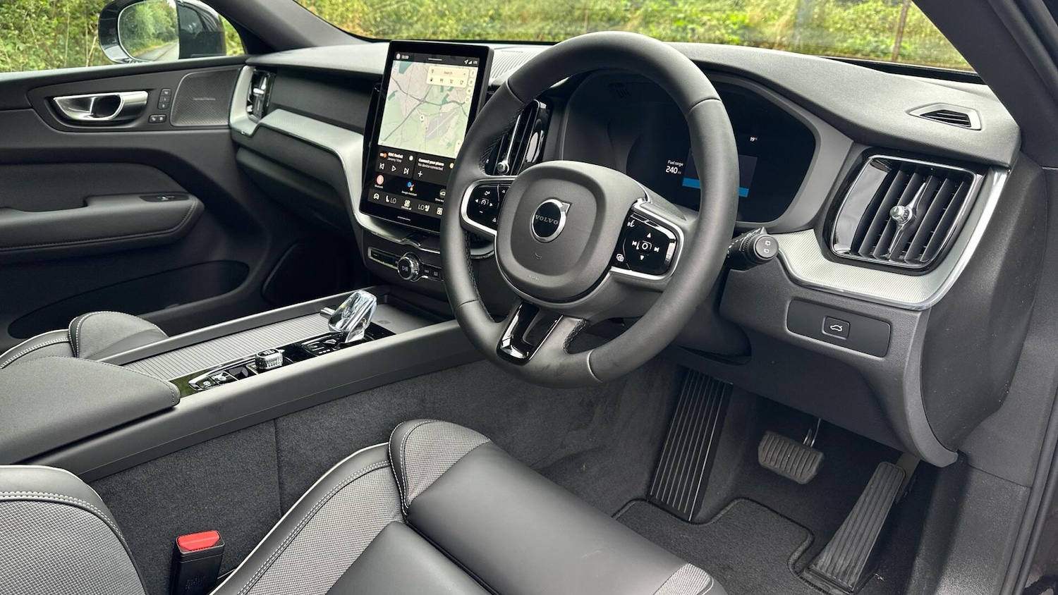 Used Volvo XC60 2025 for sale - 76336571: Photo 12