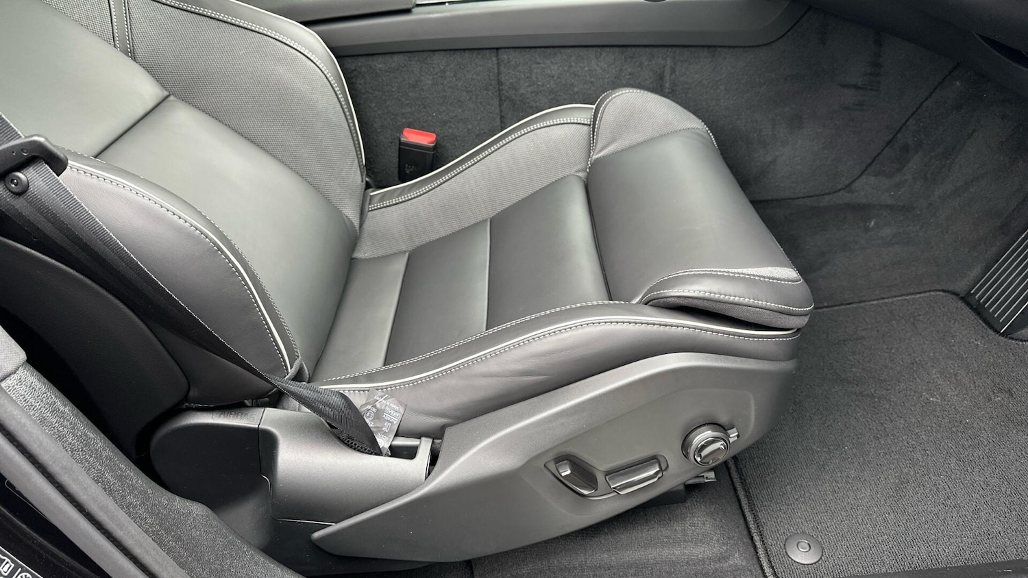 Used Volvo XC60 2025 for sale - 76336571: Photo 19